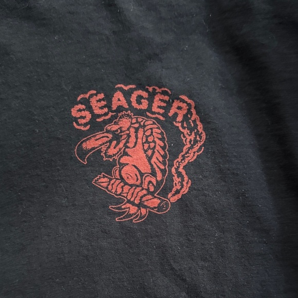 Gently Used Seager Western Grit Black T-Shirt with Red Graphic - Picture 1 of 5